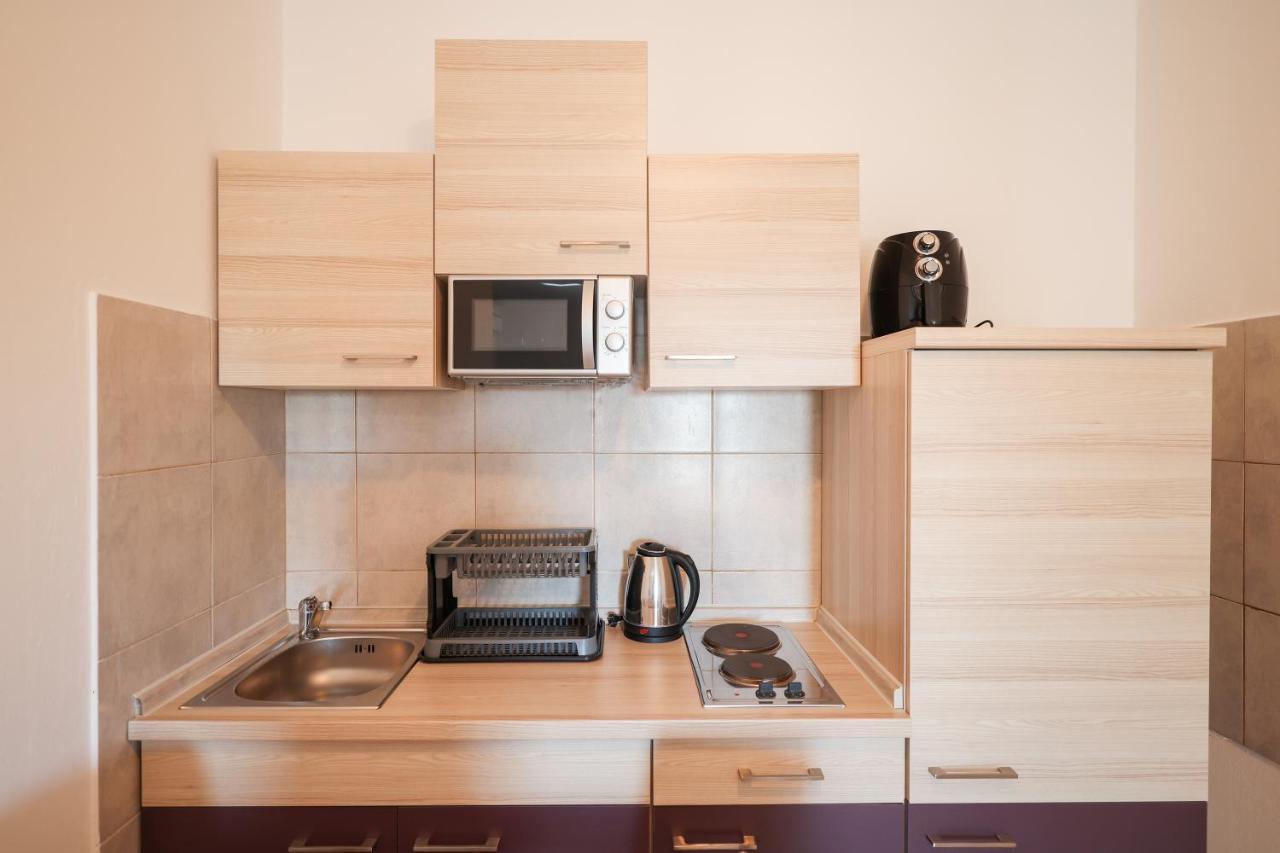Apartments Miky Vrsi Extérieur photo