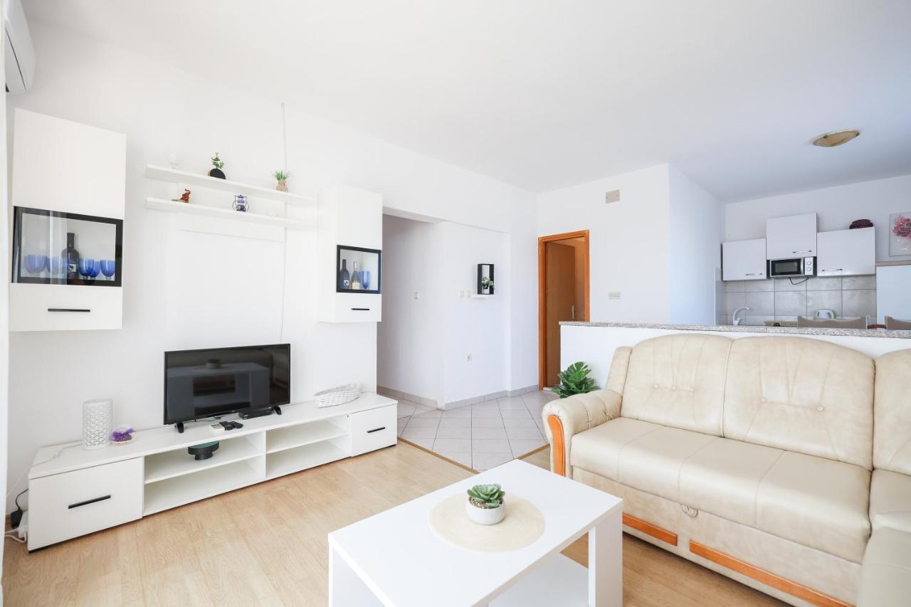 Apartments Miky Vrsi Extérieur photo
